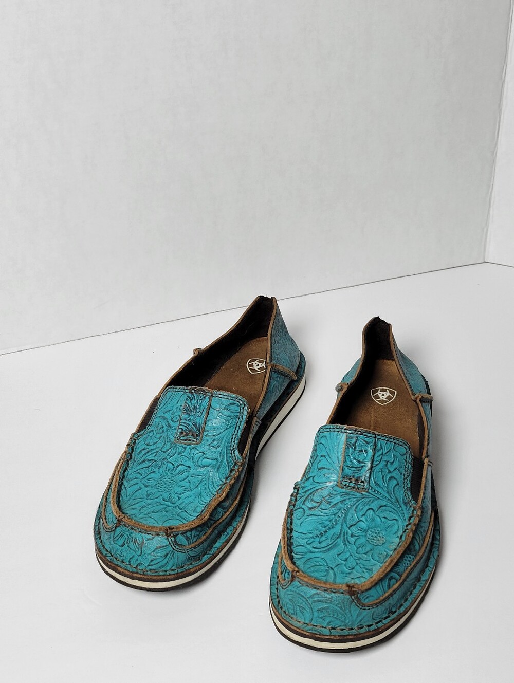 Ariat Womens Cruiser In Brushed Turq Floral Emboss